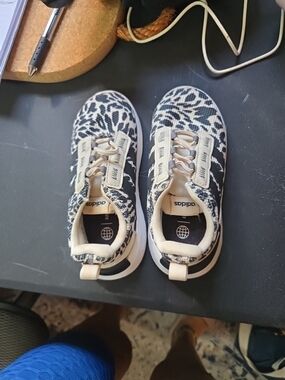 Adidas Kids Sneakers Size 9 – Leopard Print Athletic Shoes Black Stripes